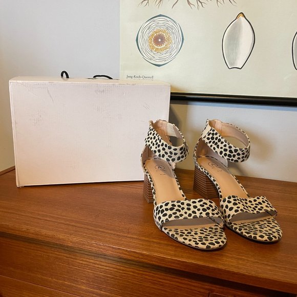 Addition Elle Wide Ankle Strap Cheetah Print Sandal - Picture 2 of 7